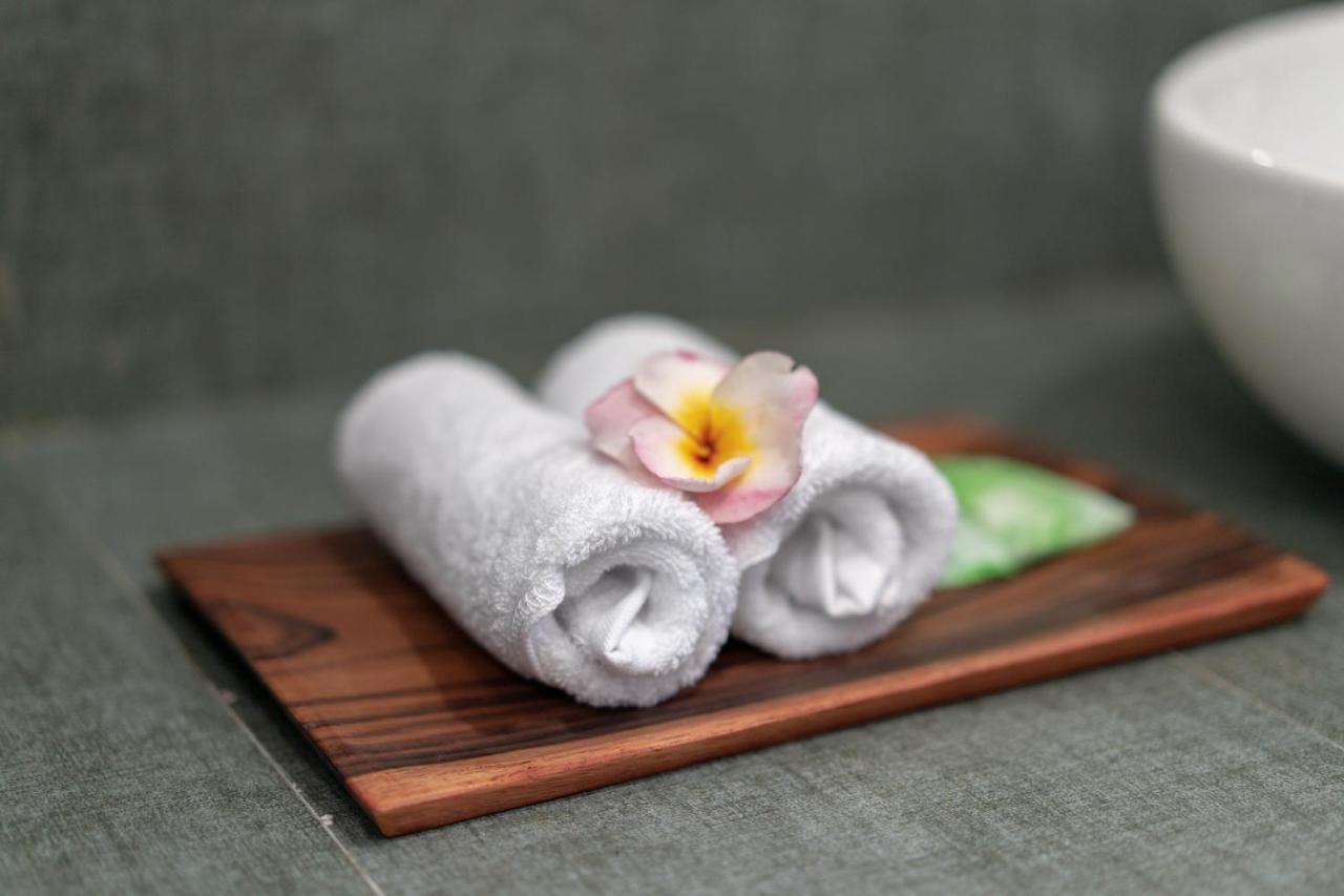 Nusa Indah Onai Hotel Нуса-Лембонган Экстерьер фото