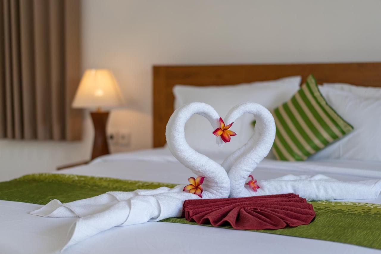 Nusa Indah Onai Hotel Нуса-Лембонган Экстерьер фото