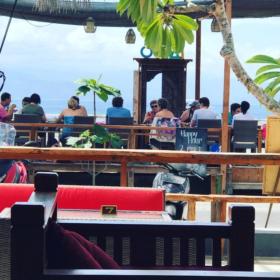Nusa Indah Onai Hotel Нуса-Лембонган Экстерьер фото